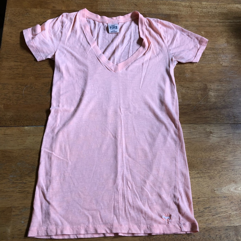 Pink Ulta soft shirt sleeve v neck with pup logo S